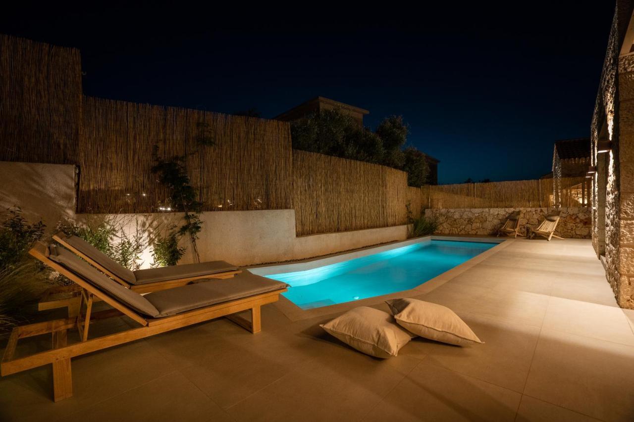Papadria Villas - Modern Luxury Villas Near Kathisma Beach Цукаладес Экстерьер фото